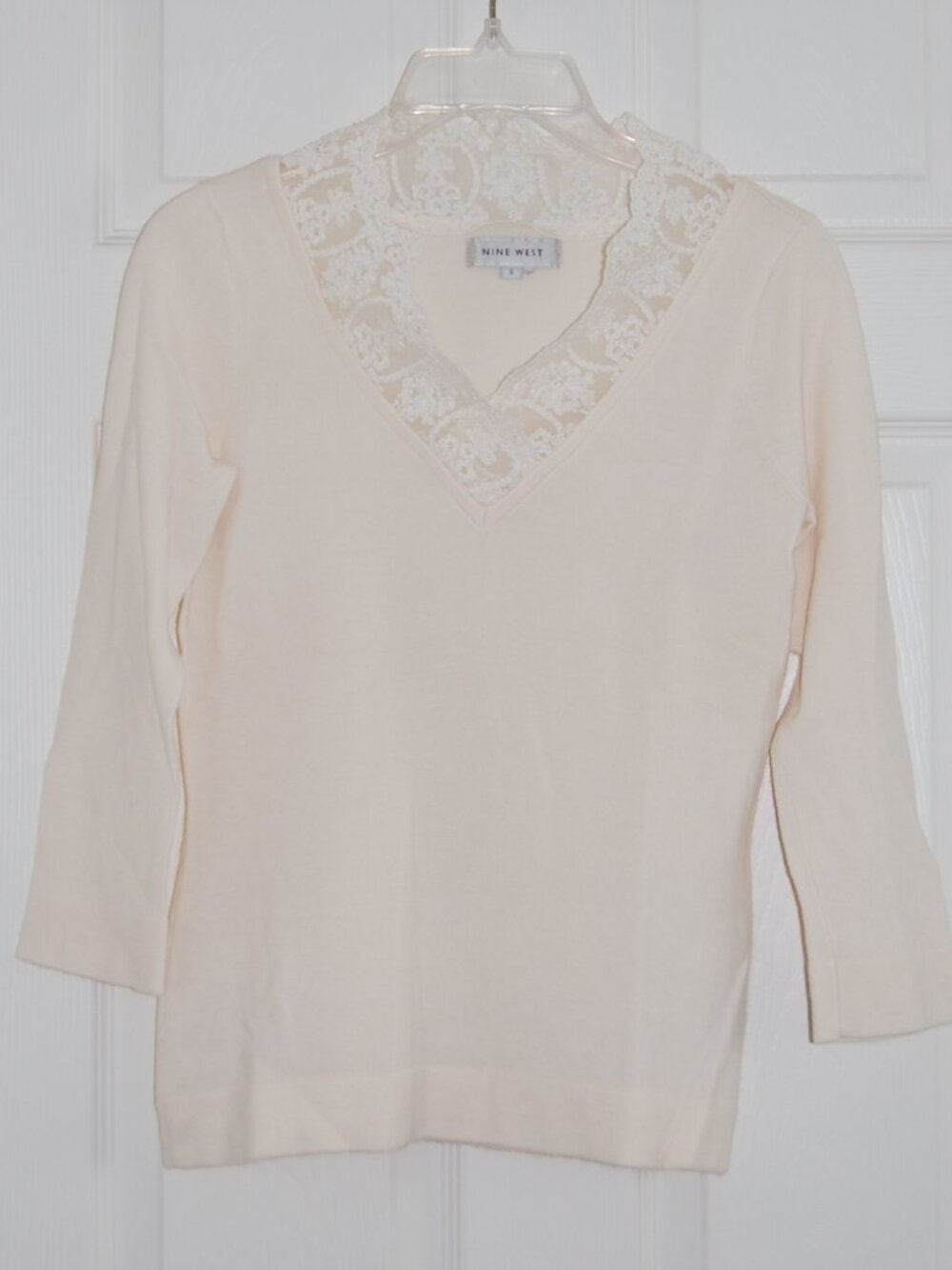 Nine West Vintage Cream V-Neck Sweater, Women Size S